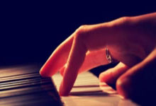 [NBA]阿门25分9篮板 火箭轻取马刺.